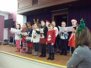 Brownies and Rainbows Choir - Photo by Lynn Cameron